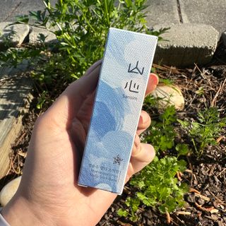 산심 명연수 멀티 스틱 밤 0.38oz 수분 스틱 집중 주름 케어 — 5점을 준 리뷰어가 2023년 4월 올린 사용 사진