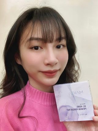 메이크나인 메이크9 프리미엄 파우더 팩트 — 5점을 준 리뷰어가 2023년 2월 올린 사용 사진