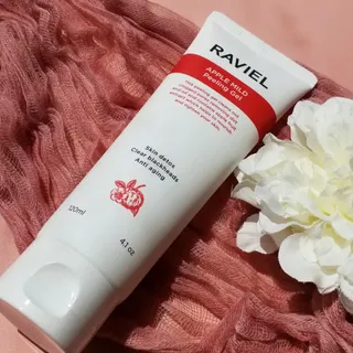라비엘 모든 피부를 위한 RAVIEL 애플 마일드 필링 젤, 4.1 fl oz, 깊고 부드러운 각질 제거 — 5점을 준 리뷰어가 2022년 8월 올린 사용 사진