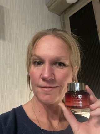 [The Skin House] Wrinkle Supreme Cream — 5점을 준 리뷰어가 2022년 11월 올린 사용 사진