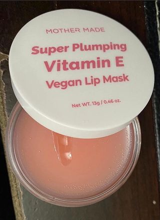 마더메이드 [어머니 만든] 슈퍼 플럼 핑 Vit E 비건 립 마스크 _E — 4점을 준 리뷰어가 2021년 2월 올린 사용 사진
