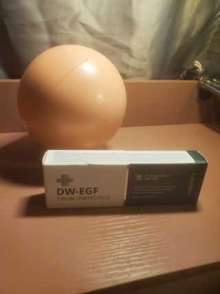 이지듀 DW-EGF 크림 리미티드 플러스 1.69 FL.Oz — 4점을 준 리뷰어가 2021년 9월 올린 사용 사진