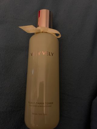 VELY VELY Yuja C-Tamin Toner — 4점을 준 리뷰어가 2021년 4월 올린 사용 사진