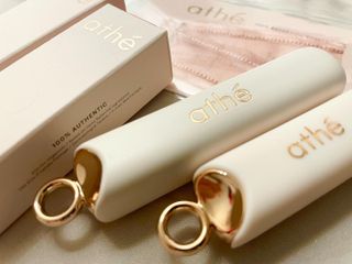 ATHE AUTHENTIC AIRY LIP BALM / 비건립밤 / 어센틱립밤 / 에어리립밤 (수정 요청) — 5점을 준 리뷰어가 2022년 8월 올린 사용 사진