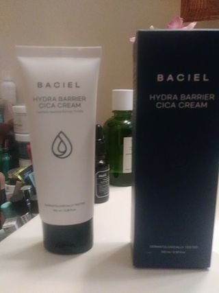 바시엘 BACIEL 바시엘 하이드라 베리어 시카 크림 — 5점을 준 리뷰어가 2021년 5월 올린 사용 사진