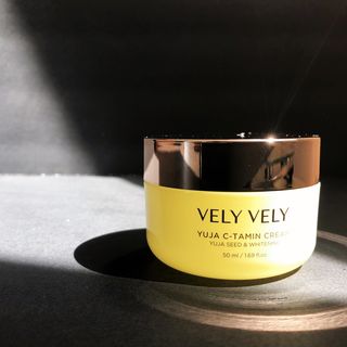 VELY VELY Yuja C-tamin Cream — 4.5점을 준 리뷰어가 2021년 4월 올린 사용 사진
