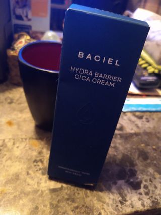 바시엘 BACIEL 바시엘 하이드라 베리어 시카 크림 — 5점을 준 리뷰어가 2021년 8월 올린 사용 사진