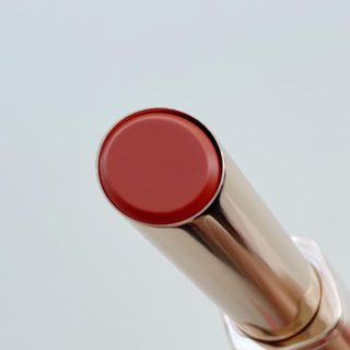 ATHE AUTHENTIC AIRY LIP BALM / 비건립밤 / 어센틱립밤 / 에어리립밤 (수정 요청) — 5점을 준 리뷰어가 2022년 7월 올린 사용 사진