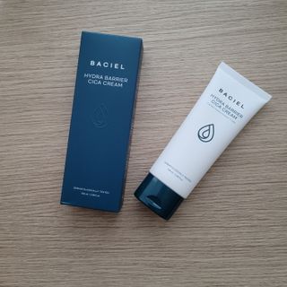바시엘 BACIEL 바시엘 하이드라 베리어 시카 크림 — 5점을 준 리뷰어가 2021년 8월 올린 사용 사진