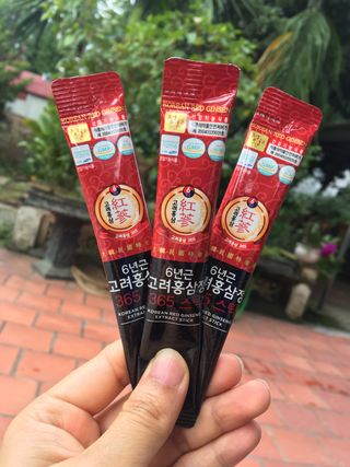 정원삼 6년근 고려홍삼정 365스틱 — 4.5점을 준 리뷰어가 2021년 11월 올린 사용 사진
