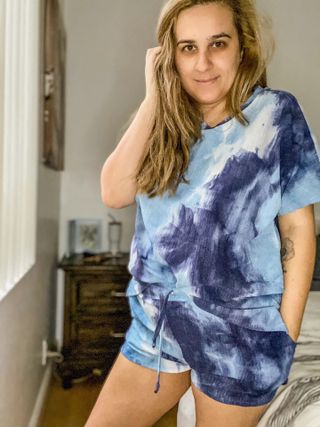 noflik Tie Dye Short Set-여성용 타이 다이 라운지 세트 — 3.5점을 준 리뷰어가 2021년 7월 올린 사용 사진
