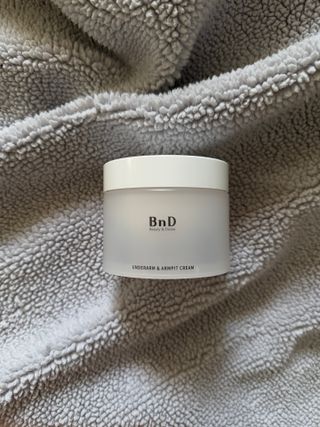 비엔디 2나우[ENG]BnD Body Whitening Underarm Cream — 5점을 준 리뷰어가 2025년 1월 올린 사용 사진