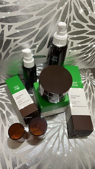 Cica Green Line [Toner, Serum, Cream] — 5점을 준 리뷰어가 2021년 9월 올린 사용 사진
