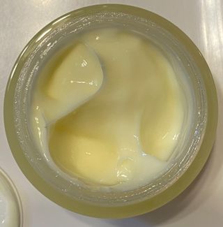 VELY VELY Yuja C-tamin Cream — 2.5점을 준 리뷰어가 2021년 4월 올린 사용 사진