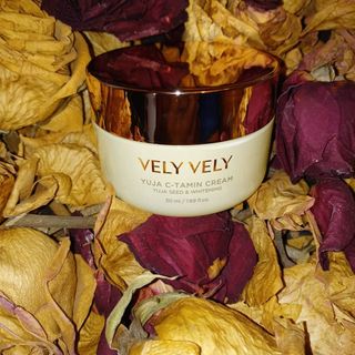 VELY VELY Yuja C-tamin Cream — 5점을 준 리뷰어가 2021년 5월 올린 사용 사진
