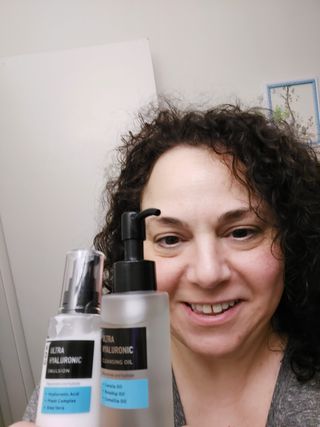 Ultra Hyaluronic Cleansing Oil + Emulsion — 5점을 준 리뷰어가 2021년 10월 올린 사용 사진