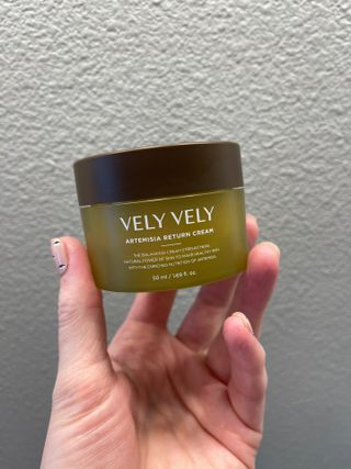 VELY VELY Artemisia Return Cream — 5점을 준 리뷰어가 2021년 4월 올린 사용 사진