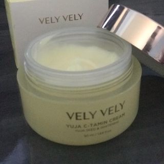 VELY VELY Yuja C-tamin Cream — 5점을 준 리뷰어가 2021년 5월 올린 사용 사진
