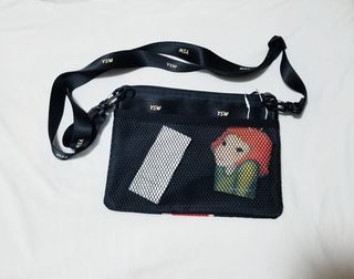 YOUKSHIMWON Wristlet Wallet for Women Smart Phone Strap Clutch — 4점을 준 리뷰어가 2021년 8월 올린 사용 사진