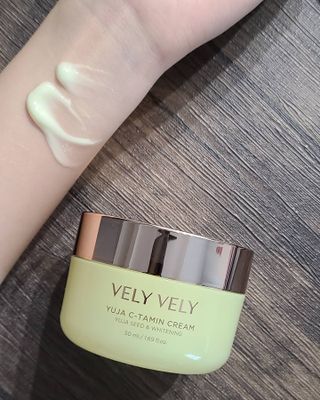 VELY VELY Yuja C-tamin Cream — 5점을 준 리뷰어가 2021년 4월 올린 사용 사진