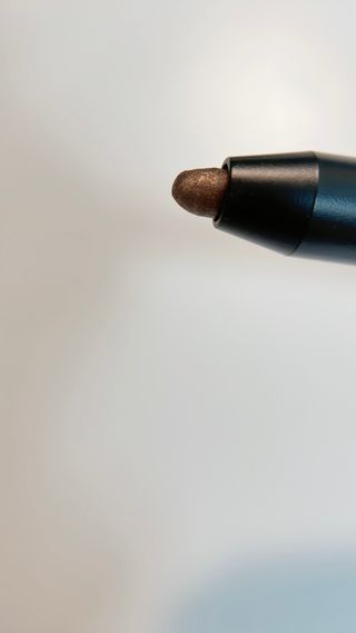 씨스터앤 시스터언 워터프루프 연필 아이라이너 — 5점을 준 리뷰어가 2022년 1월 올린 사용 사진