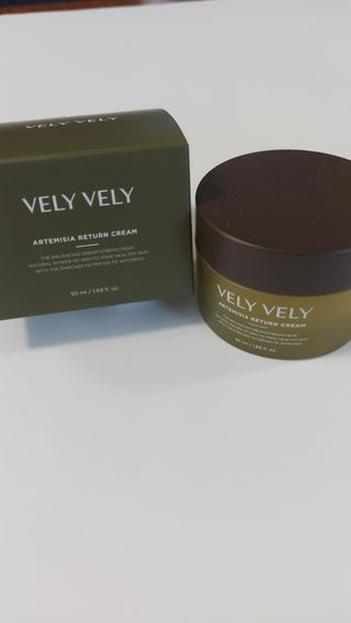 VELY VELY Artemisia Return Cream — 4점을 준 리뷰어가 2021년 4월 올린 사용 사진