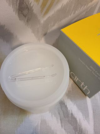 오어스 마일드 카밍 순진 비건 토너 패드 포 페이스 모이스처라이징 &amp; 수딩 — 4점을 준 리뷰어가 2023년 1월 올린 사용 사진