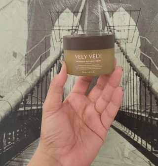 VELY VELY Artemisia Return Cream — 5점을 준 리뷰어가 2021년 4월 올린 사용 사진