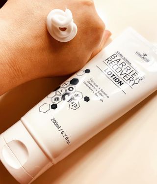 트리티스 [TREATIS] Barrier Recovery Lotion 200ml — 5점을 준 리뷰어가 2021년 2월 올린 사용 사진