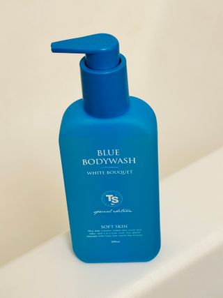 TS 블루에디션(샴푸200ml+바디워시200ml SET) — 4.5점을 준 리뷰어가 2023년 6월 올린 사용 사진