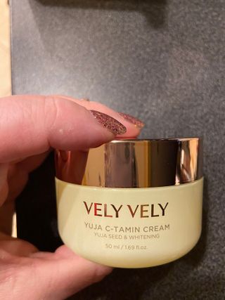 VELY VELY Yuja C-tamin Cream — 5점을 준 리뷰어가 2021년 4월 올린 사용 사진