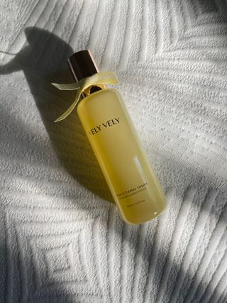 VELY VELY Yuja C-Tamin Toner — 5점을 준 리뷰어가 2021년 4월 올린 사용 사진