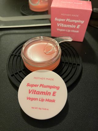 마더메이드 [어머니 만든] 슈퍼 플럼 핑 Vit E 비건 립 마스크 _E — 5점을 준 리뷰어가 2021년 1월 올린 사용 사진