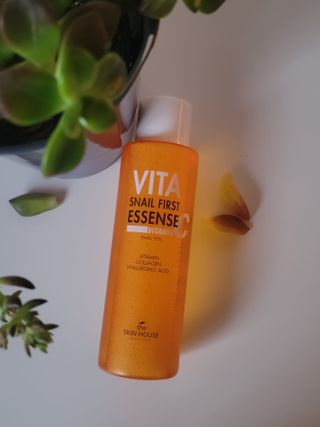 [THE SKIN HOUSE] Vita Snail First Essence — 5점을 준 리뷰어가 2022년 2월 올린 사용 사진