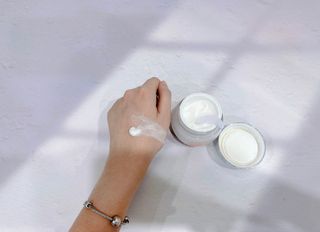 라벨영 비타민 우유미백크림 — 4점을 준 리뷰어가 2023년 10월 올린 사용 사진