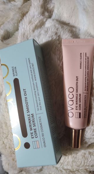 오바코 ovaco eye wrinkle smooth out serum — 5점을 준 리뷰어가 2022년 1월 올린 사용 사진