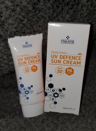 트리티스 US [TREATIS] UV Defence Sun Cream PA+++ / SPF50+ — 5점을 준 리뷰어가 2021년 3월 올린 사용 사진