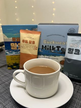 느랑풀 USA_ [neurangpul] JEJU BUCKWHEAT MILKTEA 30g*10 — 5점을 준 리뷰어가 2025년 7월 올린 사용 사진