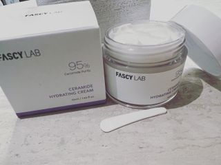 파시랩 USA_[FASCY LAB] 세라마이드 하이드레이팅 크림 — 5점을 준 리뷰어가 2022년 1월 올린 사용 사진