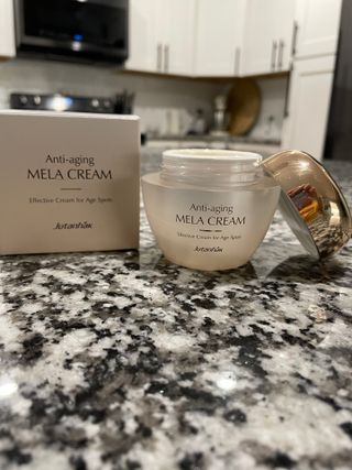 Jutanhak 안티에이징 멜라 크림 50ml / 1.69oz 잡티 &amp; 다크 스팟 케어 하이드레이팅 크림 — 5점을 준 리뷰어가 2023년 7월 올린 사용 사진