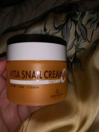 [THE SKIN HOUSE] Vita Snail Cream — 5점을 준 리뷰어가 2022년 4월 올린 사용 사진