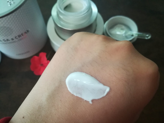 CRE8SKIN(크리에이트스킨) 화사한크림 — 4점을 준 리뷰어가 2022년 3월 올린 사용 사진