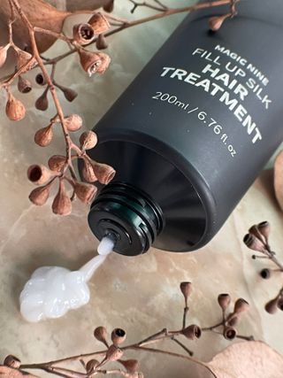 나인레스 매지나인 필 업 실크 트리트먼트 200ml 6.76 fl. 온스 유형에 남겨 — 5점을 준 리뷰어가 2022년 1월 올린 사용 사진