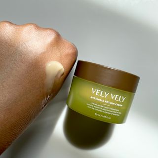 VELY VELY Artemisia Return Cream — 5점을 준 리뷰어가 2021년 4월 올린 사용 사진