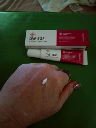 이지듀 Easydew DW-EGF 크림 Divesome 0.5 fl oz — 5점을 준 리뷰어가 2021년 9월 올린 사용 사진