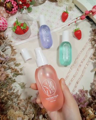 PERFUME HAZE HAIR &amp; BODY MIST 퍼퓸 헤이즈 헤어 &amp; 바디 미스트 — 5점을 준 리뷰어가 2023년 4월 올린 사용 사진