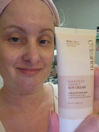 오클리앙 Oclearien Barriered Essence Sun Cream — 5점을 준 리뷰어가 2023년 2월 올린 사용 사진