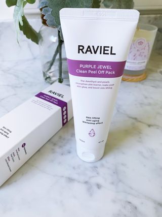 라비엘 RAVIEL 퍼플 쥬얼 클린 필 오프 팩, 마일드 블랙헤드 리무버, 4.1 fl oz(120ml) — 4점을 준 리뷰어가 2022년 9월 올린 사용 사진