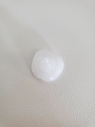 나인레스 매지나인 필 업 실크 트리트먼트 200ml 6.76 fl. 온스 유형에 남겨 — 5점을 준 리뷰어가 2022년 6월 올린 사용 사진