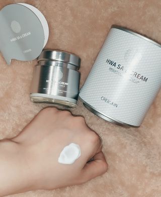 CRE8SKIN(크리에이트스킨) 화사한크림 — 4.5점을 준 리뷰어가 2022년 4월 올린 사용 사진